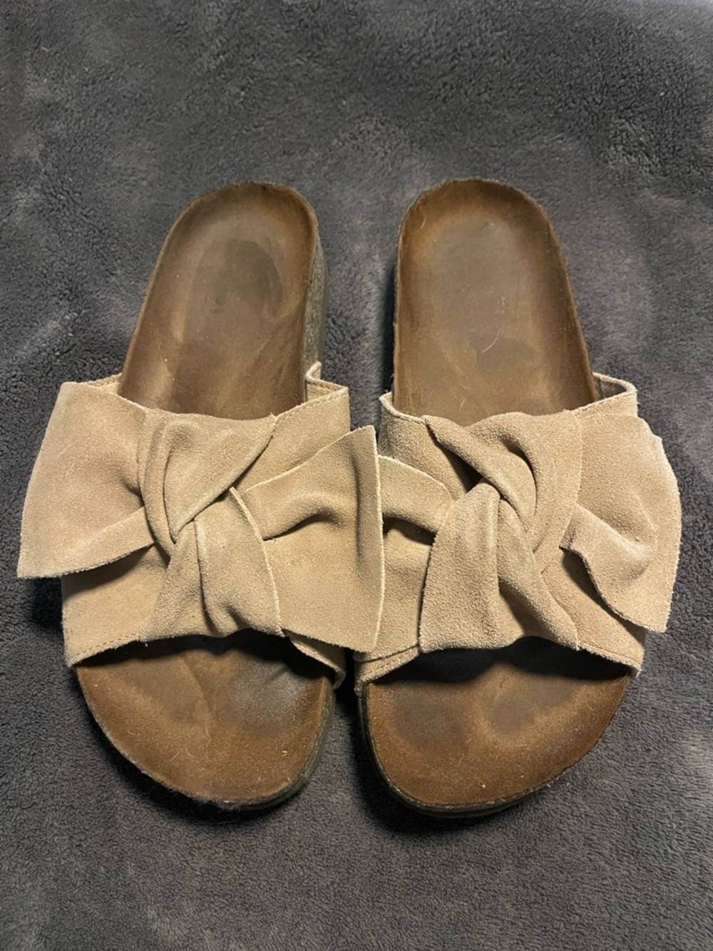 Women’s Suede Knot Slide Sandals in Taupe